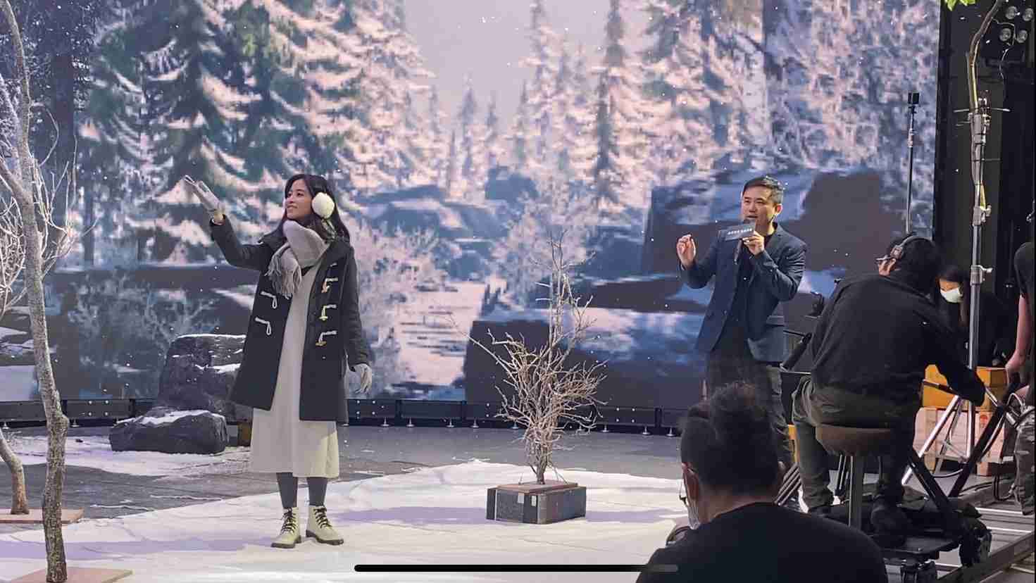 尊龙集团以ALED先进显屏技术，，，与金马奖视觉特效团队“再现影像”携手合作打造LED虚拟摄影棚，，提供沉浸式表演体验，，并精简拍摄成本与时间